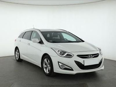 Używany Hyundai i40 135 KM (99 kW) 2012 Biały Kombi