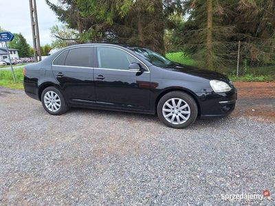 Używany VW Jetta 105 KM (77 kW) 2006 Granatowy Sedan/Limuzyna