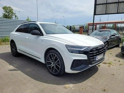 Biały Używany 2023 Audi Q8 Ambiente SUV | 279 460 zł