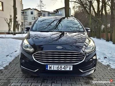 Używany Ford S-MAX S 2022 Czarny Minivan