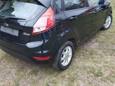 Czarny Używany 2014 Ford Fiesta Hatchback | 30 900 zł (Drogi)