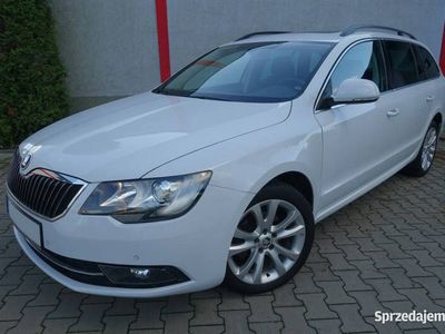 używany Skoda Superb 1,6D Navi Panorama Alu Światła dzienne Zarejes…