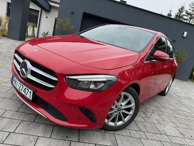 Mercedes B200