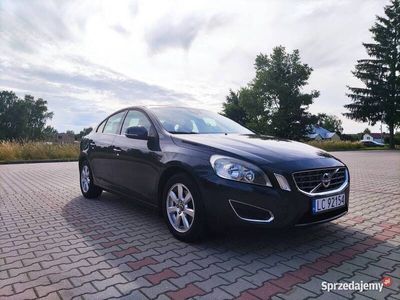 używany Volvo S60 S60 II 1.6 D 115 KM navi klimatronic nowe kpl sprzęgłII 1.6 D 115 KM navi klimatronic nowe kpl sprzęgł