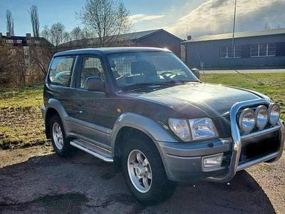 Używany Toyota Land Cruiser 163 KM (119 kW) 2001 Zielony SUV