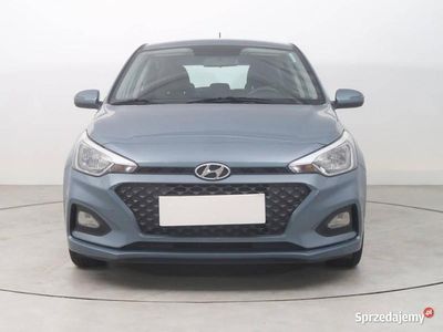 Używany Hyundai i20 84 KM (61 kW) 2019 Szary Hatchback