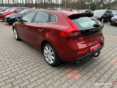 używany Volvo V40 5 cylindrów Panorama Podgrzewane fotele Licznik c…