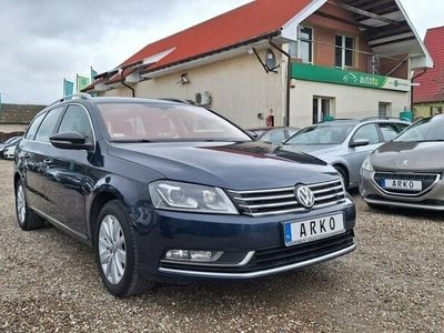 Używany VW Passat 140 KM (102 kW) 2014 Niebieski Kombi