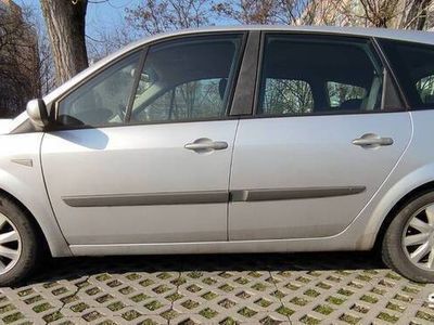 używany Renault Grand Scénic II 2006 2.0i LPG