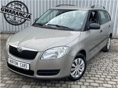 Beżowy Używany 2010 Skoda Fabia Hatchback | 13 900 zł (Dość drogi)