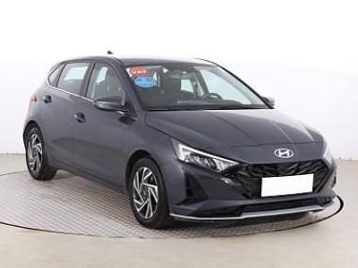 Szary Używany 2024 Hyundai i20 Hatchback | 78 999 zł (Dość drogi)