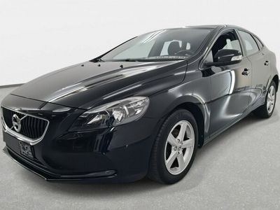 używany Volvo V40 2dm 120KM 2018r. 134 342km