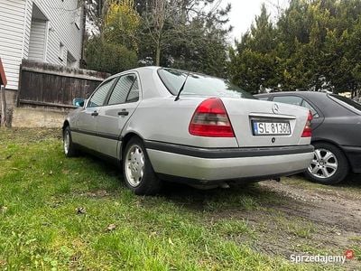 Używany 1995 Mercedes 200 | 4200 zł