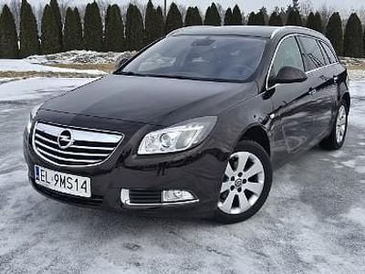 Używany Opel Insignia 140 KM (102 kW) 2011 Brązowy Kombi