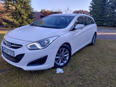 Biały Używany 2014 Hyundai i40 Kombi | 34 900 zł (Uczciwa cena)