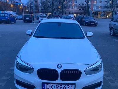 Używany BMW 118 150 KM (110 kW) 2018 Biały Hatchback
