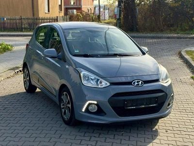 Używany Hyundai i10 87 KM (63 kW) 2015 Szary Hatchback