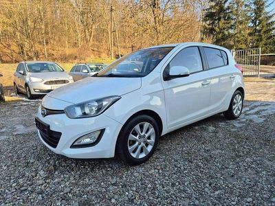 używany Hyundai i20 1.2dm 85KM 2013r. 30 452km