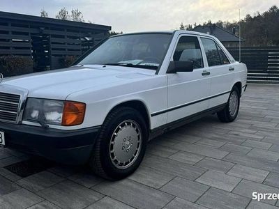 Biały Używany 1986 Mercedes 190 Sedan/Limuzyna | 39 977 zł