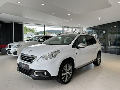 używany Peugeot 2008 1.2dm 110KM 2015r. 53 409km