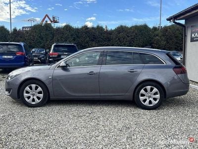 Używany Opel Insignia 136 KM (100 kW) 2016 Szary Kombi