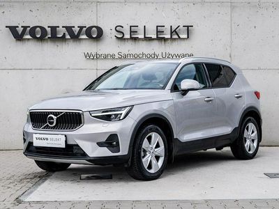 Czarny (metalik) Używany 2024 Volvo XC40 SUV | 149 900 zł (Uczciwa cena)