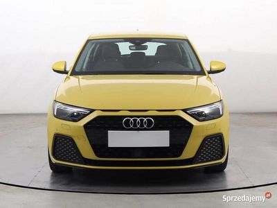 Używany Audi A1 2020 Żółty SUV
