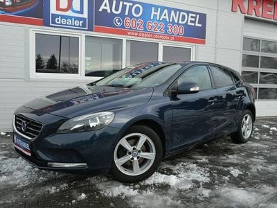 Używany Volvo V40 115 KM (84 kW) 2015 Niebieski Hatchback