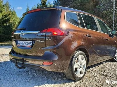 Brązowy Używany 2012 Opel Zafira Minivan | 25 500 zł (Uczciwa cena)