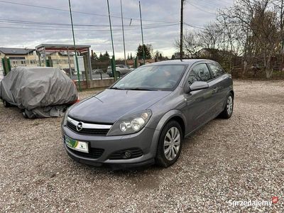 Opel Astra GTC