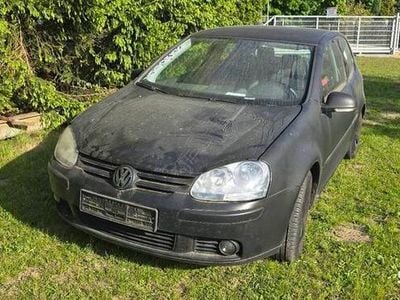 Używany 2004 VW Golf V Sedan/Limuzyna | 2999 zł