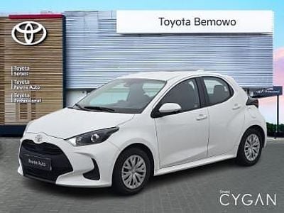 Biały Używany 2022 Toyota Yaris Active Hatchback | 52 900 zł (Dość drogi)
