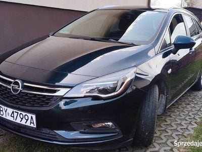 Zielony Używany 2016 Opel Astra Sedan/Limuzyna | 32 900 zł (Drogi)