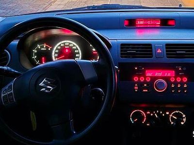 Używany Suzuki Swift 2007 Czarny Hatchback