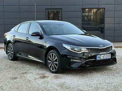Używany Kia Optima 180 KM (132 kW) 2018 Czarny (metalik) Kombi