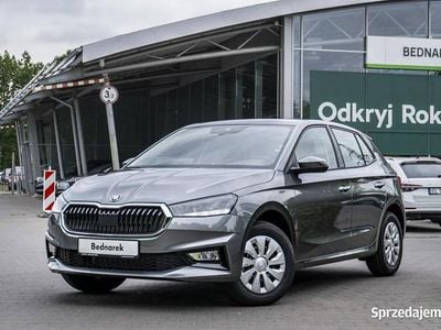 Szary Nowe 2025 Skoda Fabia Essence Hatchback | 73 700 zł (Super Cena)