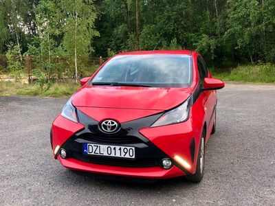 używany Toyota Aygo 2015 niski oryginalny przebieg.