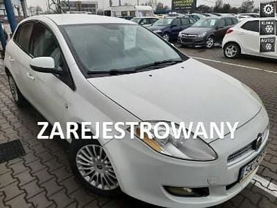 Biały Używany 2009 Fiat Bravo Hatchback | 15 600 zł (Uczciwa cena)