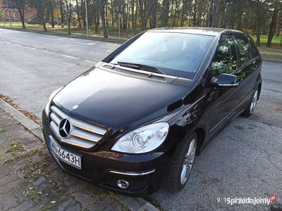 używany Mercedes B200 