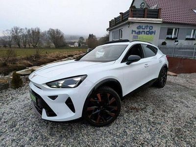 Biały Używany 2025 Cupra Formentor VZ3 SUV | 159 900 zł (Dobra cena)