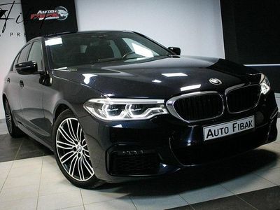 Granatowy Używany 2018 BMW 520 Comfort Edition Sedan/Limuzyna | 119 900 zł (Drogi)
