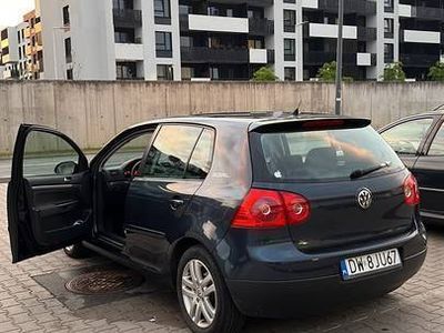 używany VW Golf V 5 1.6 MPI 102KM pełna elektr. super mech.