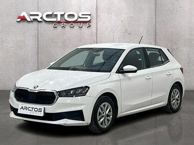 Biały Używany 2023 Skoda Fabia Ambition Hatchback | 58 900 zł (Drogi)
