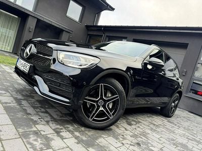 Czarny Używany 2020 Mercedes GLC300 SUV | 129 900 zł