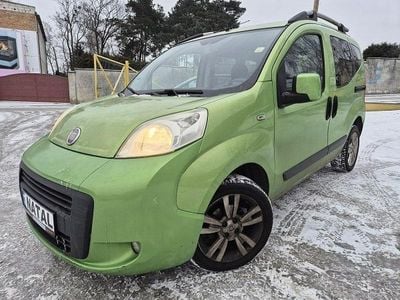Używany Fiat Qubo Trekking 75 KM (55 kW) 2012 Zielony jasny (metalik) Minivan