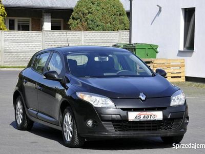 Czarny (metalik) Używany 2009 Renault Mégane III Business Hatchback | 18 900 zł (Uczciwa cena)