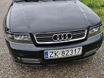 Używany Audi A4 1999 Czarny Kombi