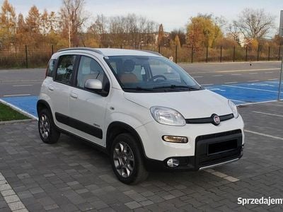 Używany Fiat Panda 4x4 2014 Biały Hatchback