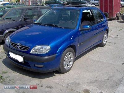 Niebieski (metalik) Używany 2002 Citroën Saxo Hatchback | 8900 zł