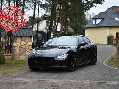 Używany Maserati Ghibli 350 KM (257 kW) 2017 Czarny (metalik, perła) Sedan/Limuzyna